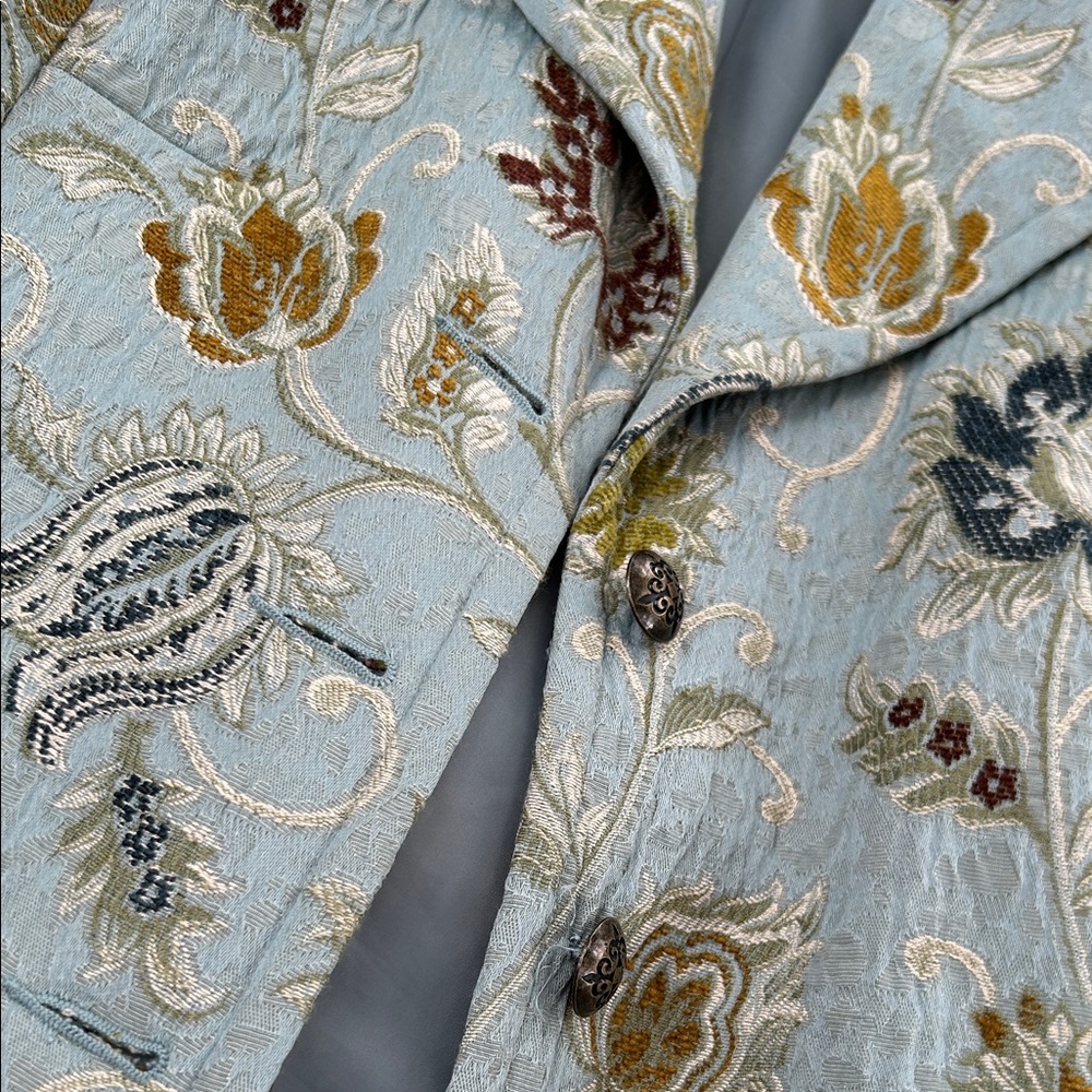 Floral Patterned Coat - Picture 6 of 7